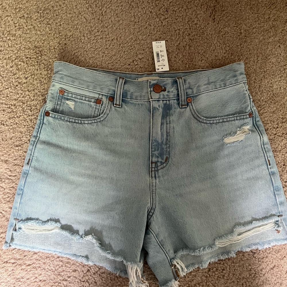 Madewell Women's Light Blue Denim Shorts